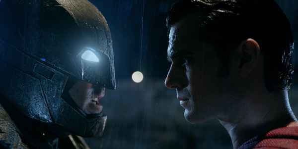 Рецензия к фильму "Бэтмен против Супермена: На заре справедливости" (2016). Тьма vs Свет - Вопрос vs Ответ