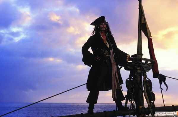 Рецензия к фильму "Пираты Карибского моря: Проклятие Черной жемчужины" (2003). "Я капитан Джек Воробей. Смекаешь?"